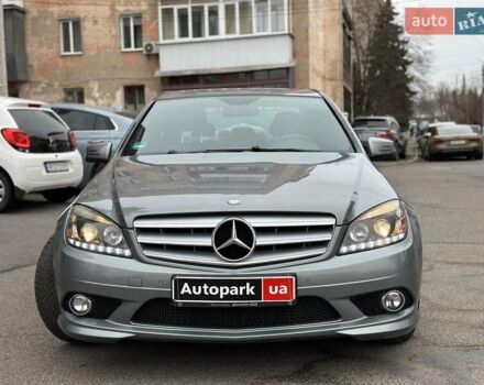 Сірий Мерседес Ц-Клас, об'ємом двигуна 1.8 л та пробігом 217 тис. км за 11790 $, фото 3 на Automoto.ua