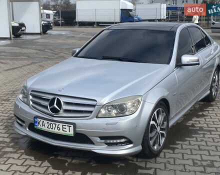 Сірий Мерседес Ц-Клас, об'ємом двигуна 1.8 л та пробігом 170 тис. км за 9500 $, фото 4 на Automoto.ua