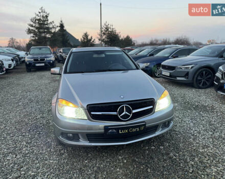 Серый Мерседес Ц-Класс, объемом двигателя 2.14 л и пробегом 243 тыс. км за 10900 $, фото 4 на Automoto.ua