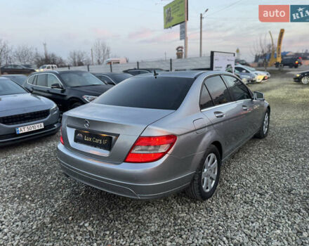 Серый Мерседес Ц-Класс, объемом двигателя 2.14 л и пробегом 243 тыс. км за 10900 $, фото 13 на Automoto.ua