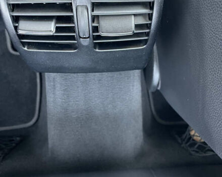 Сірий Мерседес Ц-Клас, об'ємом двигуна 2.14 л та пробігом 160 тис. км за 14000 $, фото 28 на Automoto.ua