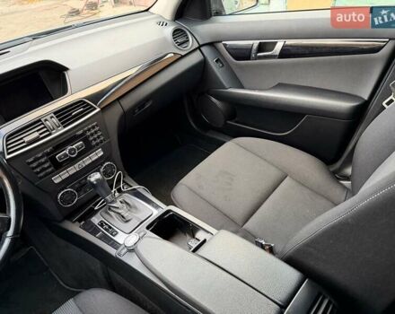 Серый Мерседес Ц-Класс, объемом двигателя 1.8 л и пробегом 165 тыс. км за 11500 $, фото 21 на Automoto.ua