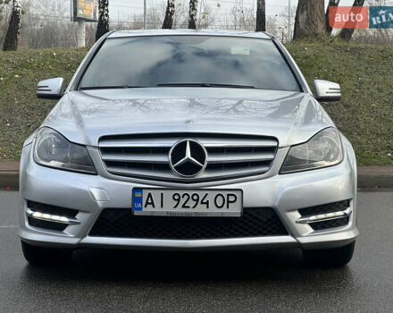 Серый Мерседес Ц-Класс, объемом двигателя 1.8 л и пробегом 236 тыс. км за 11500 $, фото 6 на Automoto.ua