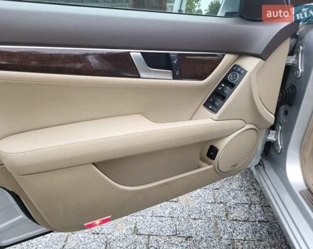 Серый Мерседес Ц-Класс, объемом двигателя 1.8 л и пробегом 209 тыс. км за 11500 $, фото 22 на Automoto.ua