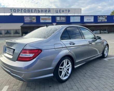 Серый Мерседес Ц-Класс, объемом двигателя 1.8 л и пробегом 243 тыс. км за 9500 $, фото 5 на Automoto.ua