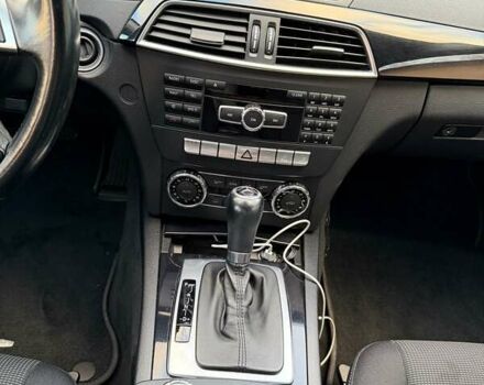 Серый Мерседес Ц-Класс, объемом двигателя 1.8 л и пробегом 165 тыс. км за 11500 $, фото 15 на Automoto.ua