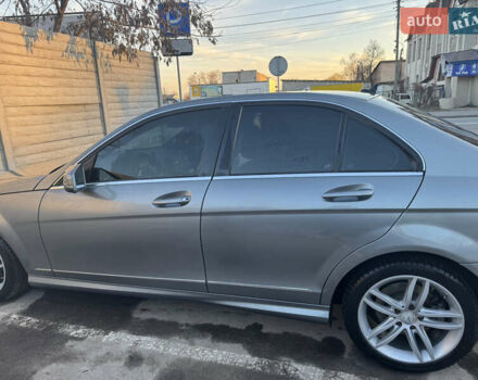 Сірий Мерседес Ц-Клас, об'ємом двигуна 3 л та пробігом 109 тис. км за 13500 $, фото 3 на Automoto.ua