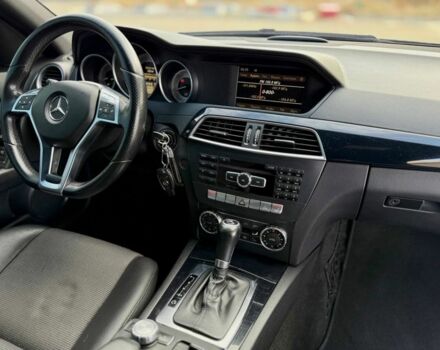 Сірий Мерседес Ц-Клас, об'ємом двигуна 0 л та пробігом 207 тис. км за 10299 $, фото 17 на Automoto.ua