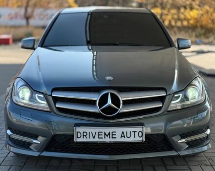Сірий Мерседес Ц-Клас, об'ємом двигуна 0 л та пробігом 207 тис. км за 10299 $, фото 1 на Automoto.ua
