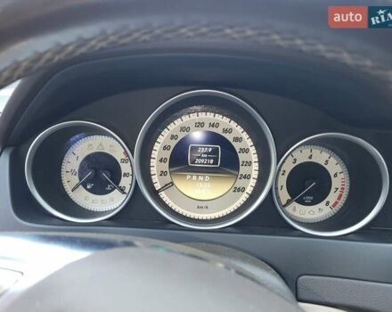 Серый Мерседес Ц-Класс, объемом двигателя 1.8 л и пробегом 209 тыс. км за 11500 $, фото 14 на Automoto.ua
