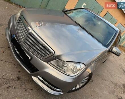 Серый Мерседес Ц-Класс, объемом двигателя 1.8 л и пробегом 165 тыс. км за 11500 $, фото 8 на Automoto.ua