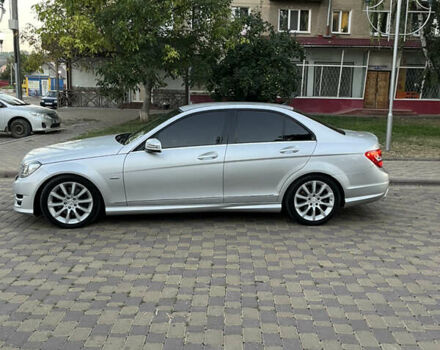 Серый Мерседес Ц-Класс, объемом двигателя 2.2 л и пробегом 220 тыс. км за 15300 $, фото 16 на Automoto.ua