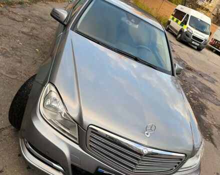 Серый Мерседес Ц-Класс, объемом двигателя 1.8 л и пробегом 165 тыс. км за 11500 $, фото 22 на Automoto.ua