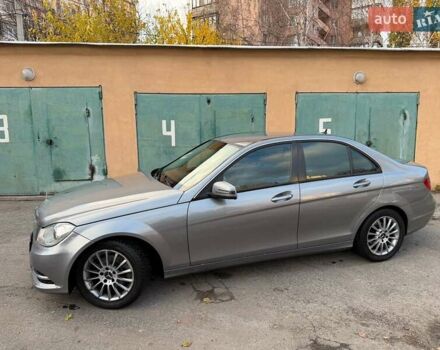 Серый Мерседес Ц-Класс, объемом двигателя 1.8 л и пробегом 165 тыс. км за 11500 $, фото 12 на Automoto.ua