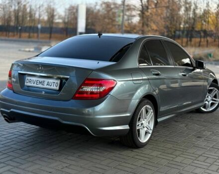 Сірий Мерседес Ц-Клас, об'ємом двигуна 0 л та пробігом 207 тис. км за 10299 $, фото 3 на Automoto.ua