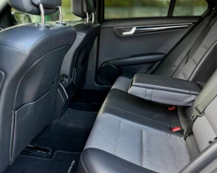 Сірий Мерседес Ц-Клас, об'ємом двигуна 0 л та пробігом 207 тис. км за 10299 $, фото 11 на Automoto.ua