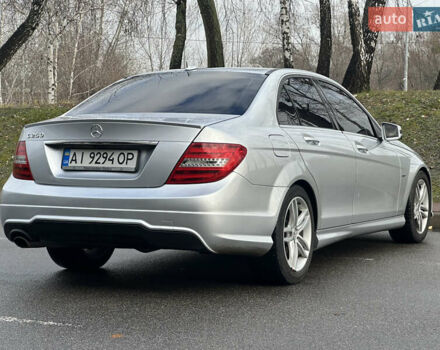 Серый Мерседес Ц-Класс, объемом двигателя 1.8 л и пробегом 236 тыс. км за 11500 $, фото 14 на Automoto.ua