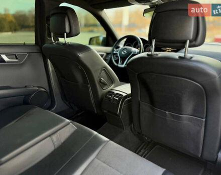 Серый Мерседес Ц-Класс, объемом двигателя 1.8 л и пробегом 207 тыс. км за 10399 $, фото 17 на Automoto.ua