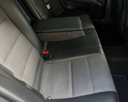 Серый Мерседес Ц-Класс, объемом двигателя 1.8 л и пробегом 207 тыс. км за 10399 $, фото 19 на Automoto.ua