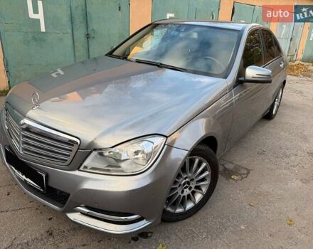 Серый Мерседес Ц-Класс, объемом двигателя 1.8 л и пробегом 165 тыс. км за 11500 $, фото 6 на Automoto.ua
