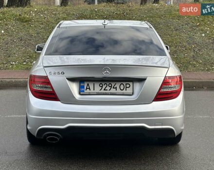 Серый Мерседес Ц-Класс, объемом двигателя 1.8 л и пробегом 236 тыс. км за 11500 $, фото 11 на Automoto.ua