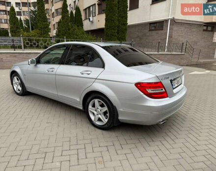 Сірий Мерседес Ц-Клас, об'ємом двигуна 1.8 л та пробігом 133 тис. км за 13500 $, фото 3 на Automoto.ua