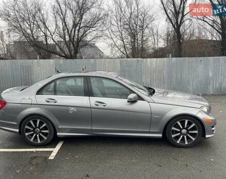 Серый Мерседес Ц-Класс, объемом двигателя 1.8 л и пробегом 192 тыс. км за 8500 $, фото 3 на Automoto.ua