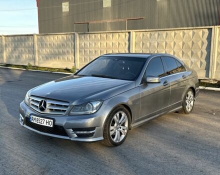 Серый Мерседес Ц-Класс, объемом двигателя 2.1 л и пробегом 259 тыс. км за 12200 $, фото 7 на Automoto.ua
