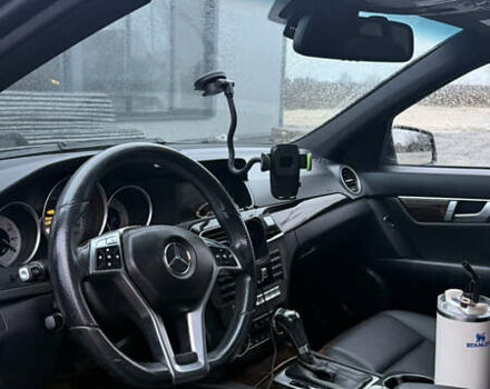 Серый Мерседес Ц-Класс, объемом двигателя 1.8 л и пробегом 190 тыс. км за 10500 $, фото 6 на Automoto.ua