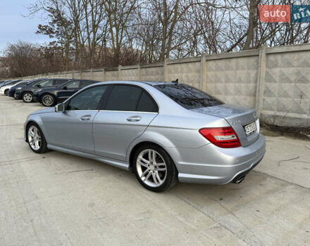 Серый Мерседес Ц-Класс, объемом двигателя 1.8 л и пробегом 63 тыс. км за 10900 $, фото 2 на Automoto.ua