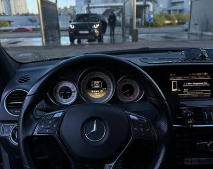 Серый Мерседес Ц-Класс, объемом двигателя 3 л и пробегом 195 тыс. км за 14500 $, фото 14 на Automoto.ua