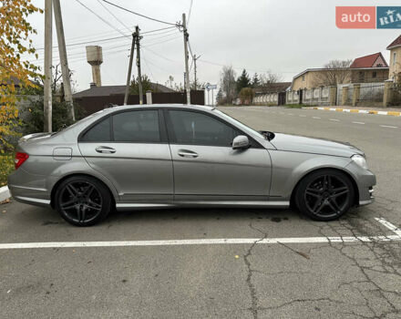 Серый Мерседес Ц-Класс, объемом двигателя 1.8 л и пробегом 135 тыс. км за 12000 $, фото 10 на Automoto.ua