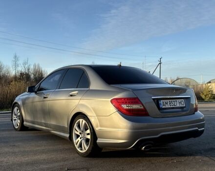 Серый Мерседес Ц-Класс, объемом двигателя 2.1 л и пробегом 259 тыс. км за 12200 $, фото 5 на Automoto.ua