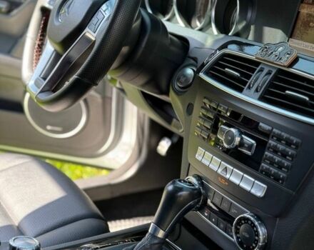 Сірий Мерседес Ц-Клас, об'ємом двигуна 1.8 л та пробігом 260 тис. км за 9200 $, фото 3 на Automoto.ua