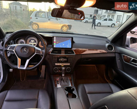 Мерседес Ц-Класс 2012 в Одессе на Automoto.ua Серый Мерседес Ц-Класс, объемом двигателя 1.8 л и пробегом 61 тыс. км за 11000 $, фото 15 на Automoto.ua