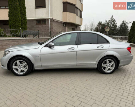 Сірий Мерседес Ц-Клас, об'ємом двигуна 1.8 л та пробігом 133 тис. км за 13500 $, фото 2 на Automoto.ua