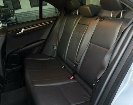 Мерседес Ц-Класс 2012 в Одессе на Automoto.ua Серый Мерседес Ц-Класс, объемом двигателя 1.8 л и пробегом 61 тыс. км за 11000 $, фото 8 на Automoto.ua