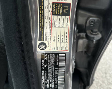 Серый Мерседес Ц-Класс, объемом двигателя 1.8 л и пробегом 135 тыс. км за 12000 $, фото 16 на Automoto.ua