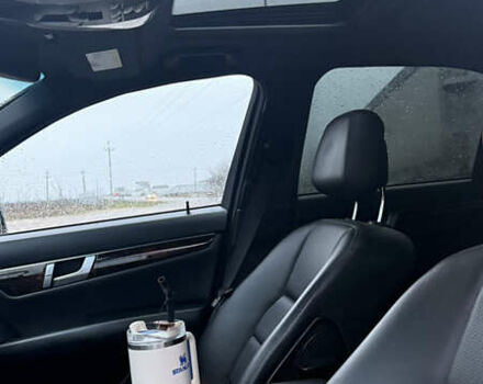 Серый Мерседес Ц-Класс, объемом двигателя 1.8 л и пробегом 190 тыс. км за 10500 $, фото 7 на Automoto.ua