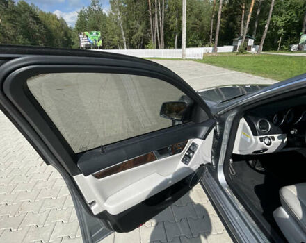 Сірий Мерседес Ц-Клас, об'ємом двигуна 1.8 л та пробігом 125 тис. км за 12950 $, фото 20 на Automoto.ua