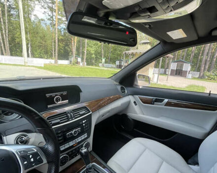 Сірий Мерседес Ц-Клас, об'ємом двигуна 1.8 л та пробігом 125 тис. км за 12950 $, фото 13 на Automoto.ua