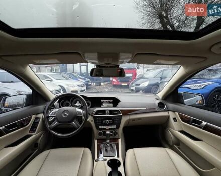 Серый Мерседес Ц-Класс, объемом двигателя 3.5 л и пробегом 80 тыс. км за 14500 $, фото 17 на Automoto.ua