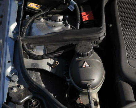 Сірий Мерседес Ц-Клас, об'ємом двигуна 2.14 л та пробігом 256 тис. км за 11600 $, фото 20 на Automoto.ua