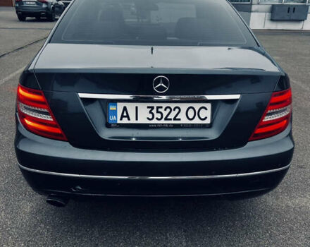 Сірий Мерседес Ц-Клас, об'ємом двигуна 1.8 л та пробігом 201 тис. км за 10000 $, фото 4 на Automoto.ua