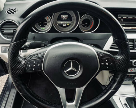 Сірий Мерседес Ц-Клас, об'ємом двигуна 1.8 л та пробігом 201 тис. км за 10000 $, фото 11 на Automoto.ua