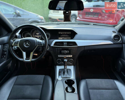 Мерседес Ц-Класс 2013 в Одессе на Automoto.ua Серый Мерседес Ц-Класс, объемом двигателя 1.8 л и пробегом 196 тыс. км за 11900 $, фото 45 на Automoto.ua