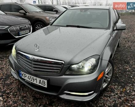 Серый Мерседес Ц-Класс, объемом двигателя 3.5 л и пробегом 80 тыс. км за 14500 $, фото 1 на Automoto.ua