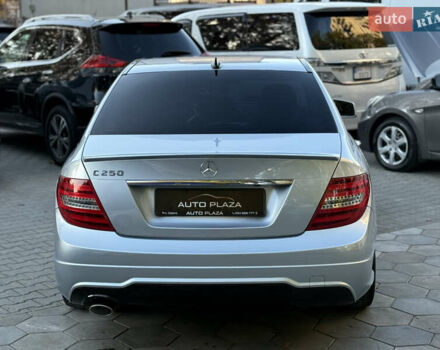 Мерседес Ц-Класс 2013 в Одессе на Automoto.ua Серый Мерседес Ц-Класс, объемом двигателя 1.8 л и пробегом 196 тыс. км за 11900 $, фото 26 на Automoto.ua