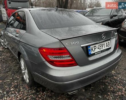 Серый Мерседес Ц-Класс, объемом двигателя 3.5 л и пробегом 80 тыс. км за 14500 $, фото 7 на Automoto.ua