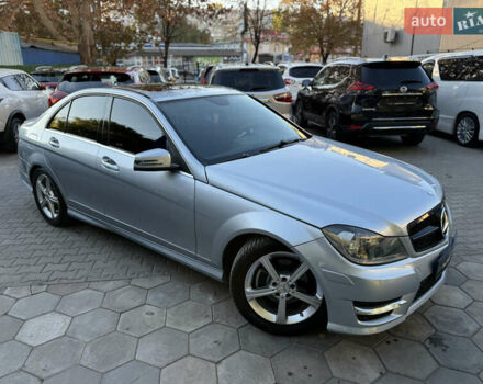 Мерседес Ц-Класс 2013 в Одессе на Automoto.ua Серый Мерседес Ц-Класс, объемом двигателя 1.8 л и пробегом 196 тыс. км за 11900 $, фото 10 на Automoto.ua